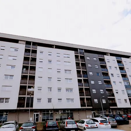 شقة Apartman Centar بانيا لوكا